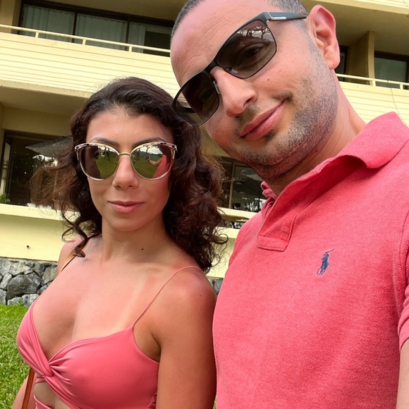 Meet your Posher, Hani - Picture 4 of 6